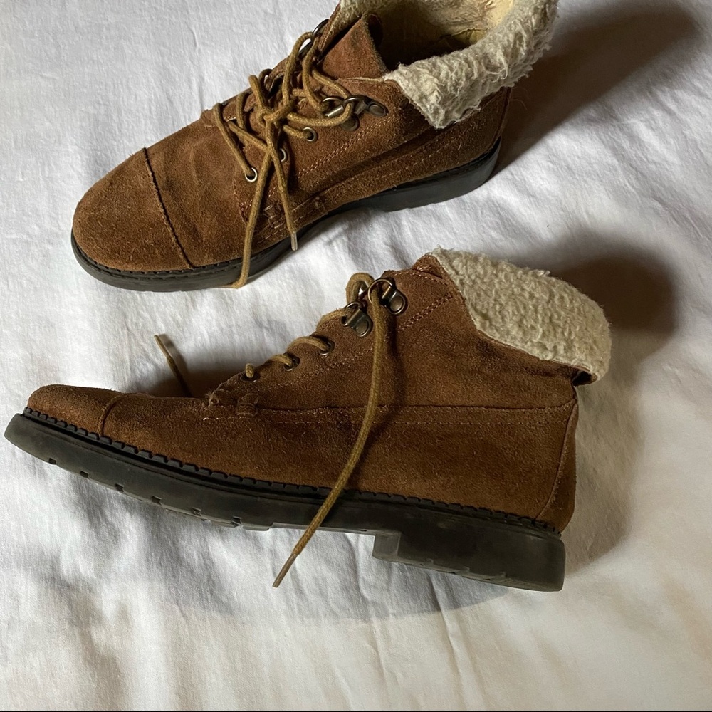 TOPSHOP Sherpa Lined Boots